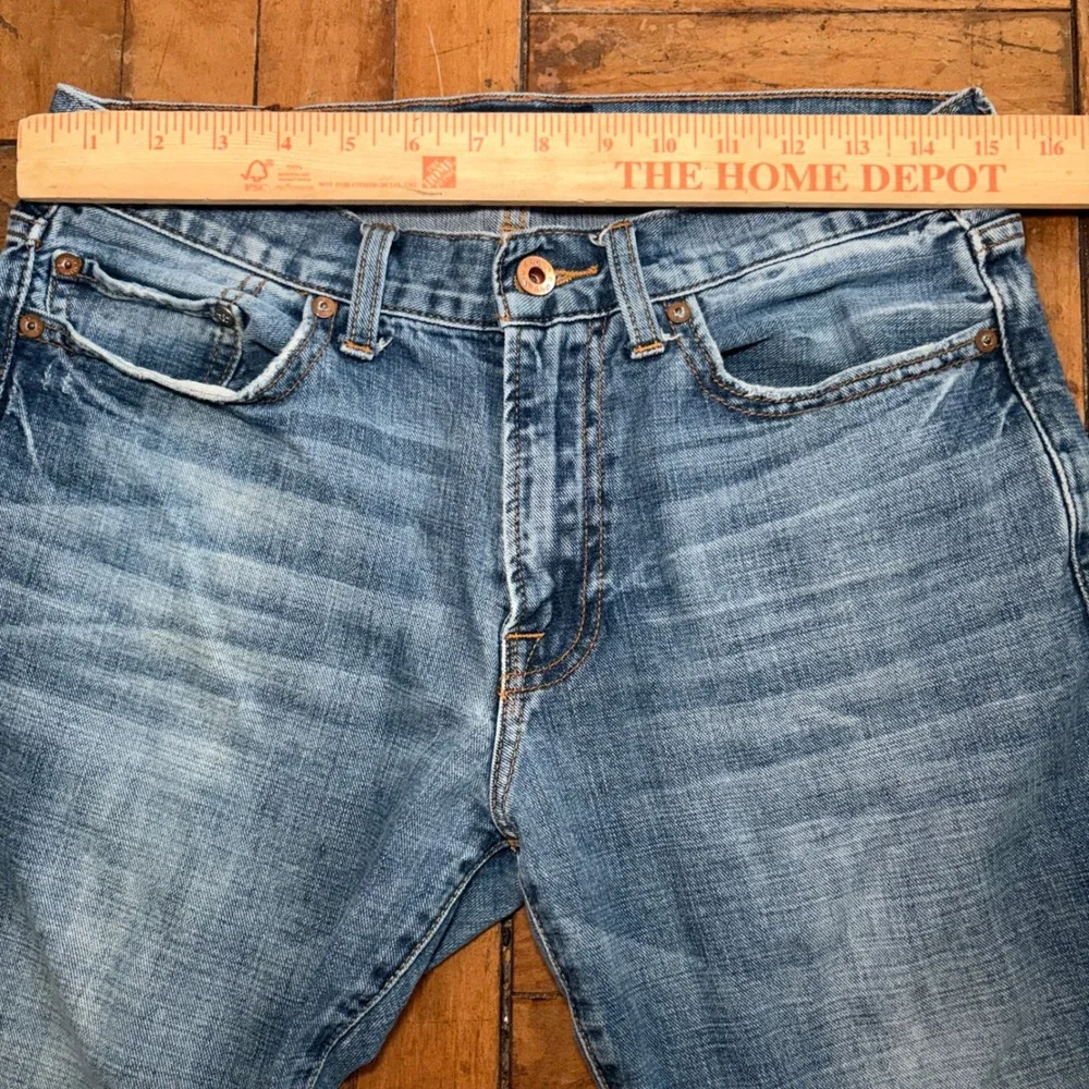 Lucky Brand 363 Vintage Straight Jeans Mens 30x30 Blue Medium Wash Denim